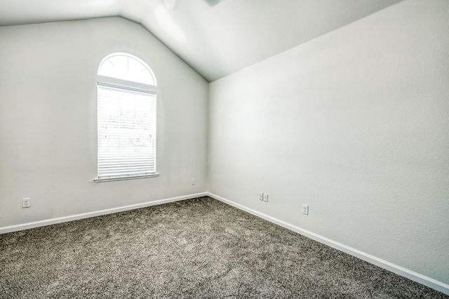 377 Moody Avenue, Clovis, CA 93619