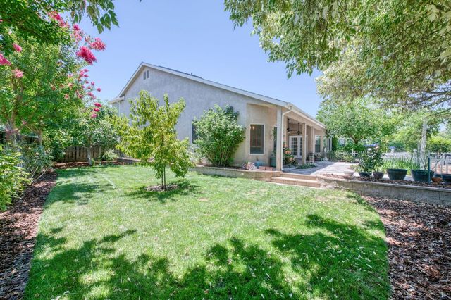 377 Moody Avenue, Clovis, CA 93619