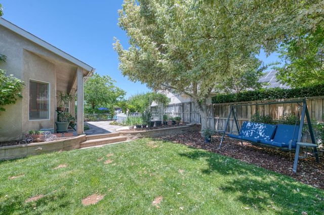 377 Moody Avenue, Clovis, CA 93619