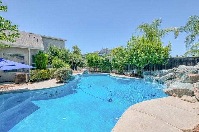 377 Moody Avenue, Clovis, CA 93619