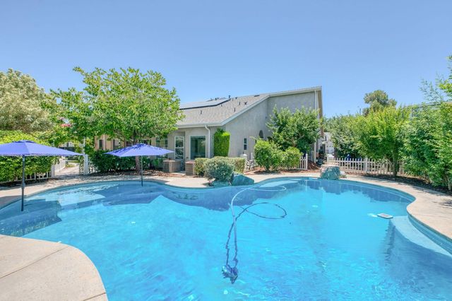 377 Moody Avenue, Clovis, CA 93619