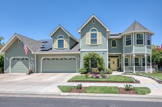 377 Moody Avenue, Clovis, CA 93619