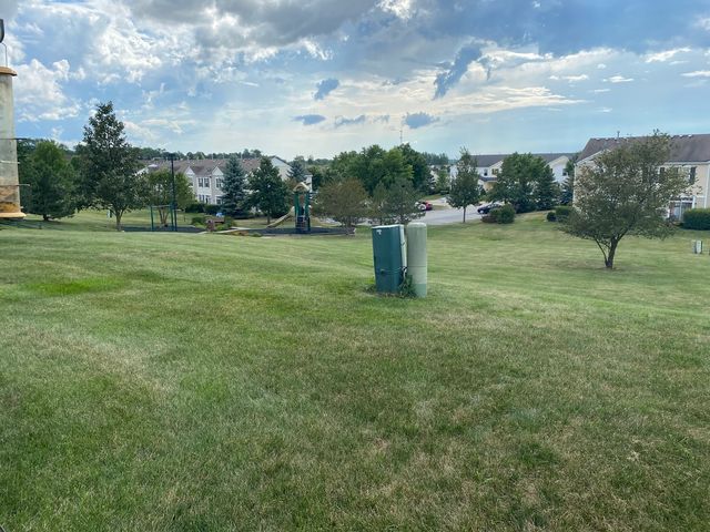 2273 Flagstone Lane, Carpentersville, IL 60110