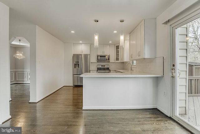 2866 YARN CT, Falls Church, VA 22042