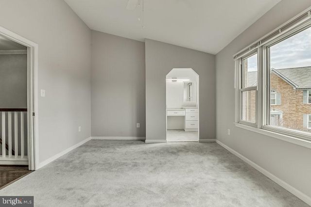 2866 YARN CT, Falls Church, VA 22042