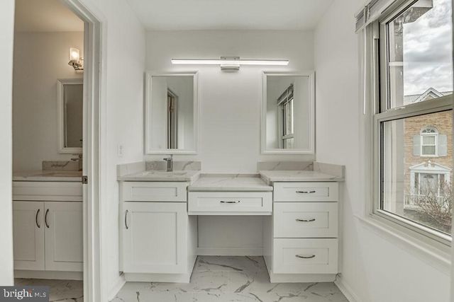 2866 YARN CT, Falls Church, VA 22042