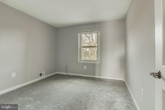 2866 YARN CT, Falls Church, VA 22042