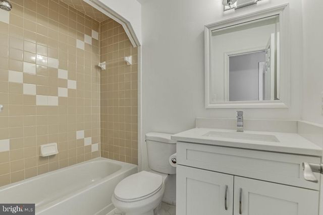 2866 YARN CT, Falls Church, VA 22042