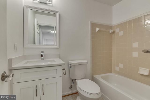 2866 YARN CT, Falls Church, VA 22042