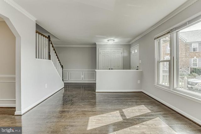 2866 YARN CT, Falls Church, VA 22042