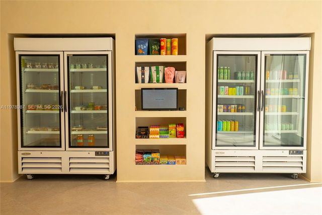 275 SW 6th St 2007, Miami, FL 33130