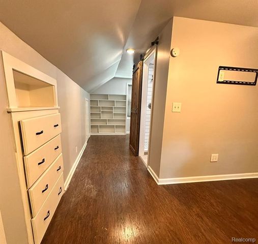 505 Gardendale Street, Ferndale, MI 48220