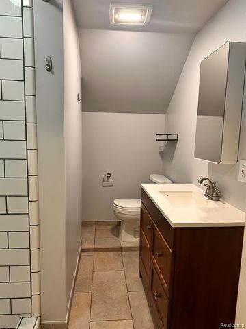 505 Gardendale Street, Ferndale, MI 48220