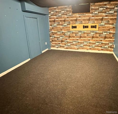 505 Gardendale Street, Ferndale, MI 48220