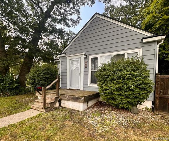 505 Gardendale Street, Ferndale, MI 48220