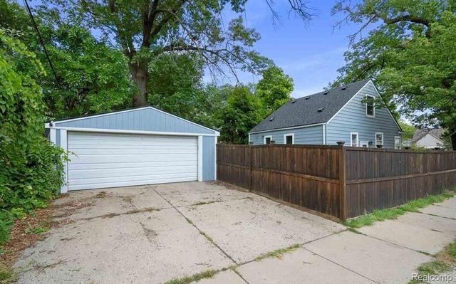 505 Gardendale Street, Ferndale, MI 48220