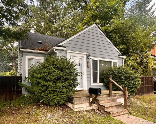 505 Gardendale Street, Ferndale, MI 48220