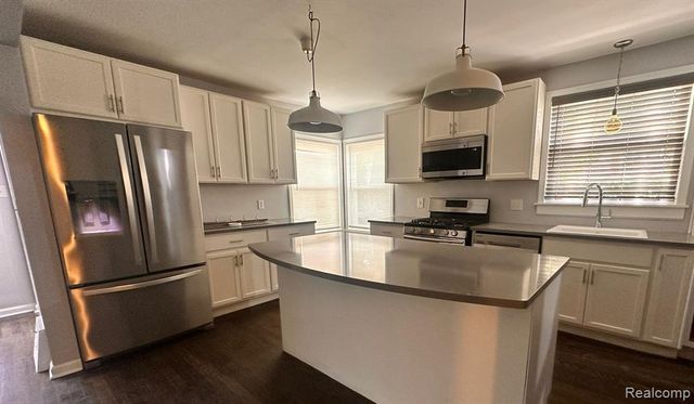 505 Gardendale Street, Ferndale, MI 48220