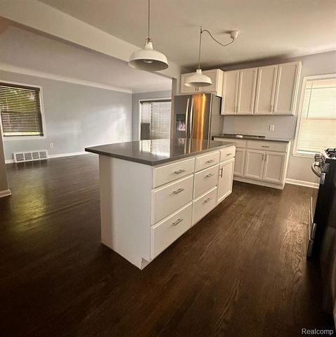 505 Gardendale Street, Ferndale, MI 48220