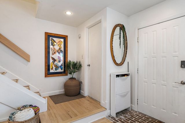 614 N Hough Street A, Barrington, IL 60010