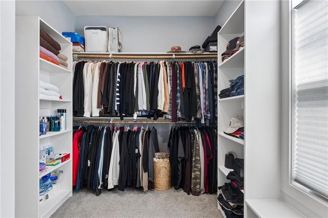 11710 S Deer Run Street 3, Olathe, KS 66061