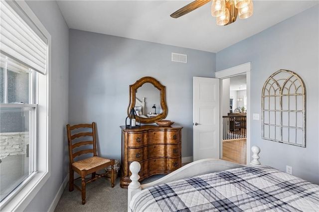 11710 S Deer Run Street 3, Olathe, KS 66061