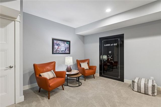 11710 S Deer Run Street 3, Olathe, KS 66061