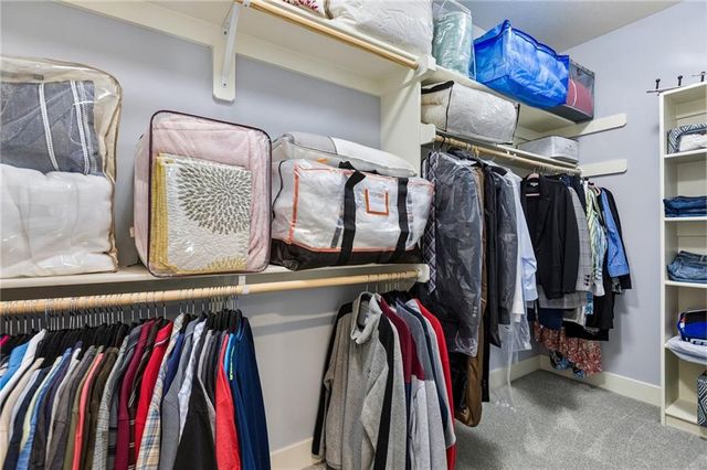 11710 S Deer Run Street 3, Olathe, KS 66061