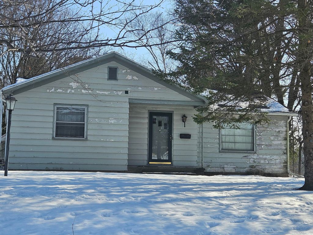 711 Orchard, Albion City, MI 49224