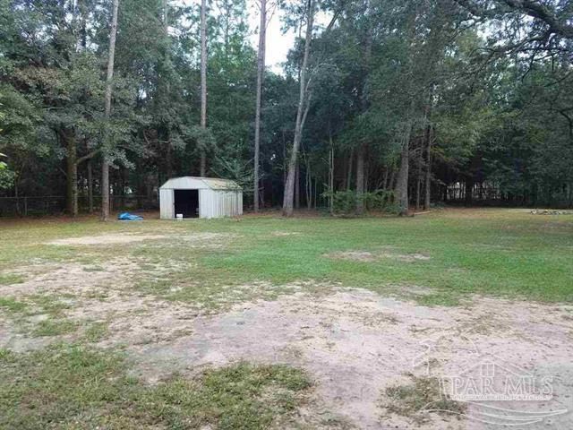 6239 Belair Dr, Milton, FL 32570