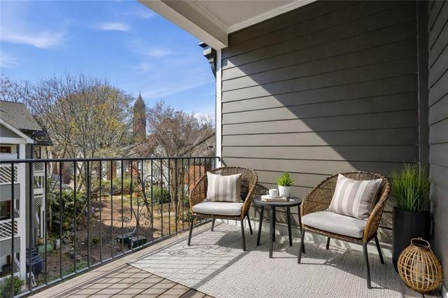 353 Brownstones Circle NE, Atlanta, GA 30312