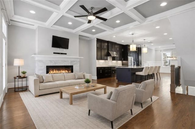 353 Brownstones Circle NE, Atlanta, GA 30312