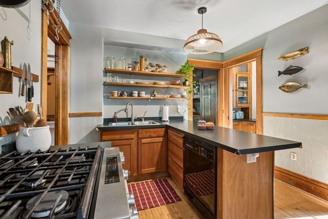2121 E 22nd Street, Minneapolis, MN 55404