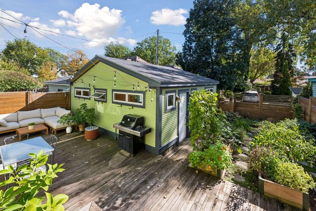 2121 E 22nd Street, Minneapolis, MN 55404