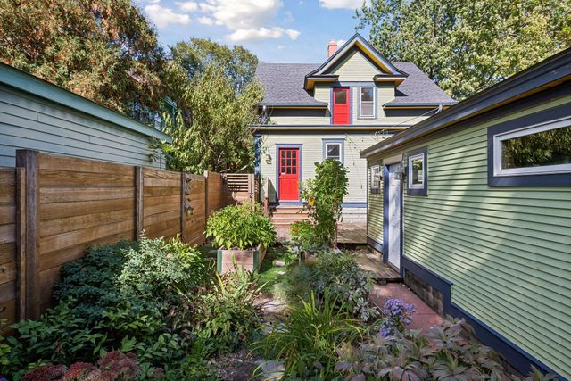 2121 E 22nd Street, Minneapolis, MN 55404