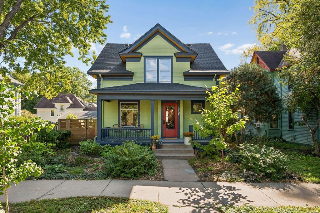 2121 E 22nd Street, Minneapolis, MN 55404 — exterior