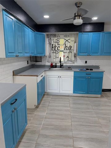 501 PALM AVENUE N, St Petersburg, FL 33703