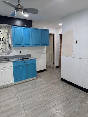501 PALM AVENUE N, St Petersburg, FL 33703