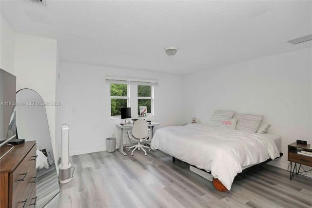 10921 NW 88th Ter 1303, Doral, FL 33178