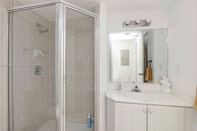 10921 NW 88th Ter 1303, Doral, FL 33178