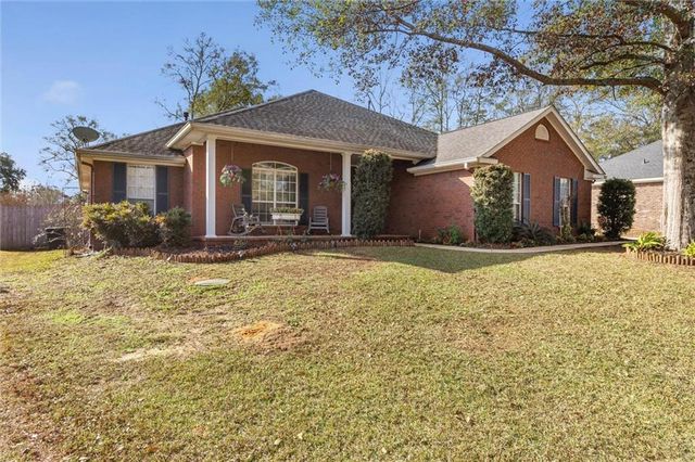 9221 Champion N Circle, Mobile, AL 36695