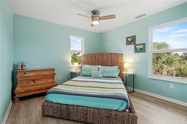 400 Rabbit RD, Sanibel, FL 33957