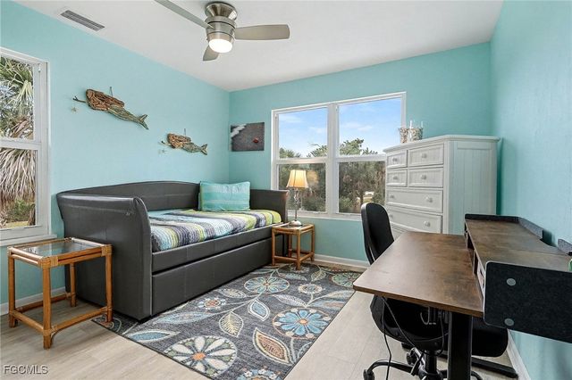 400 Rabbit RD, Sanibel, FL 33957