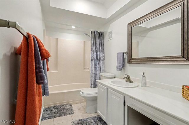 400 Rabbit RD, Sanibel, FL 33957