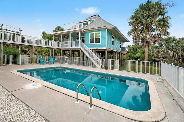 400 Rabbit RD, Sanibel, FL 33957