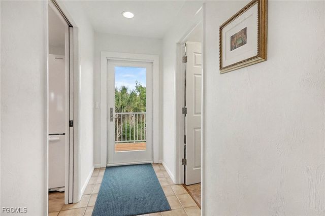 400 Rabbit RD, Sanibel, FL 33957