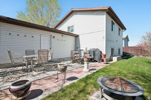 2961 S BURLINGAME DR, West Valley City, UT 84120