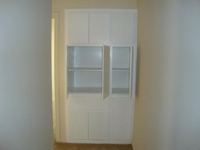 1007 Black Locust DR, Pflugerville, TX 78660