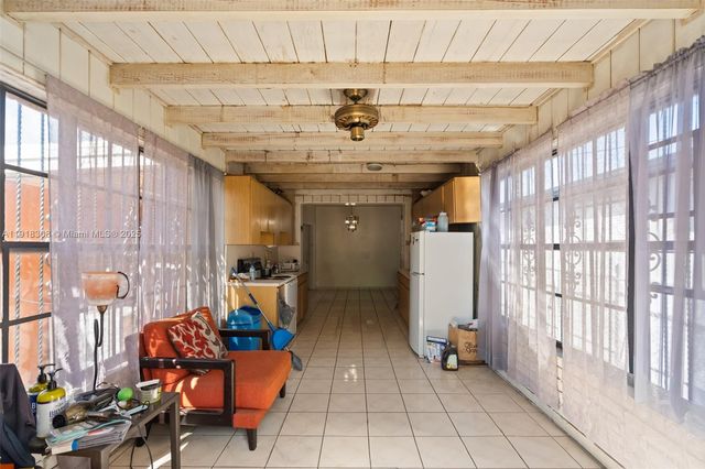 1260 NE 155th St, North Miami Beach, FL 33162