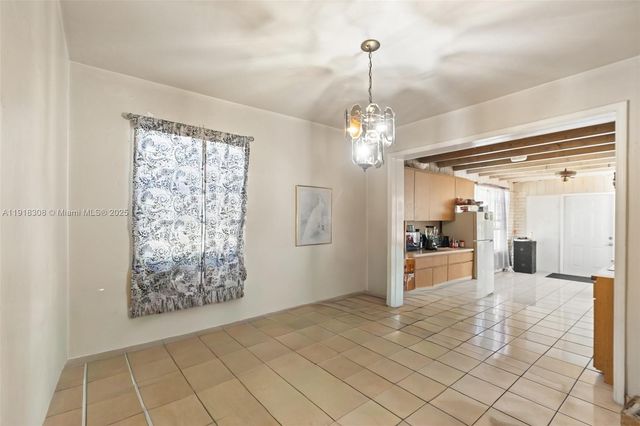 1260 NE 155th St, North Miami Beach, FL 33162